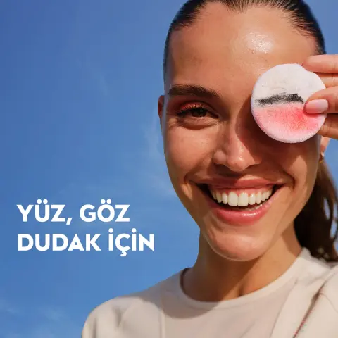 Nivea Micellar Derma Skin Clear Serum Etkili Çift Fazlı Makyaj Temizleme Suyu 200 mL